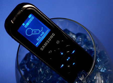 samsung_yv150_mic.jpg